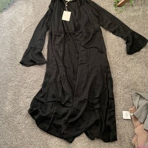 Black Bell Sleeve Duster